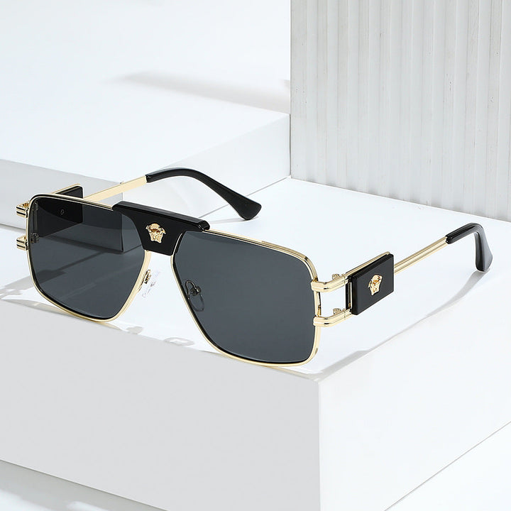 Women's stylish sunglasses with modern, square frame Kalsten