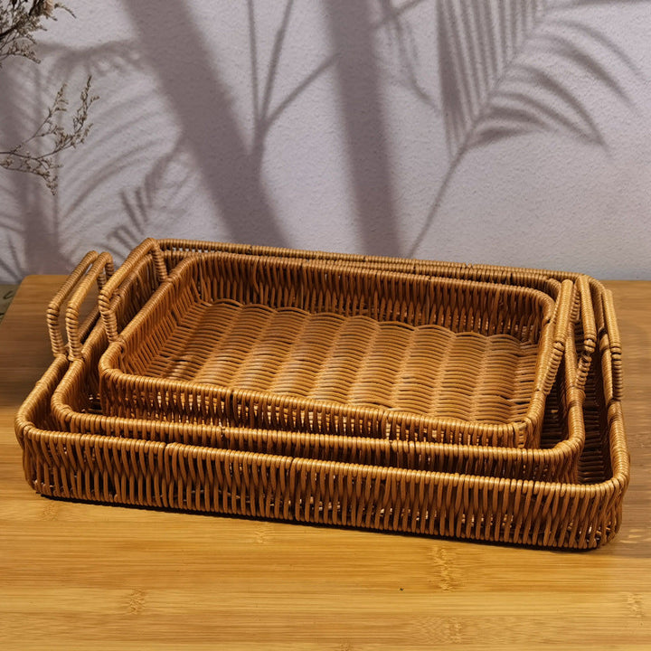 Ladies round willow baskets by Kalsten