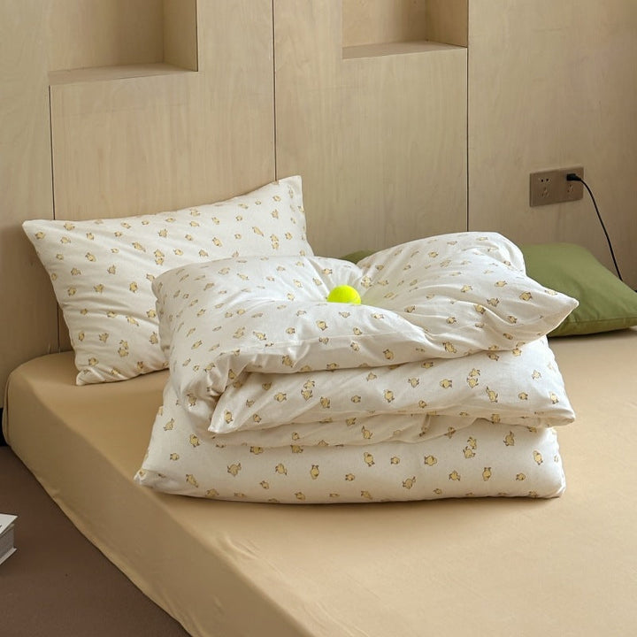 Unisex cotton pillowcase with cheerful bear design Kalsten
