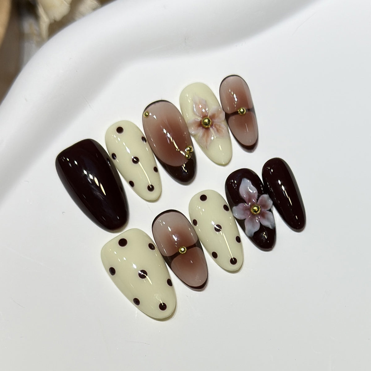 Elegant Floral Stiletto Nail Art Set Acalora