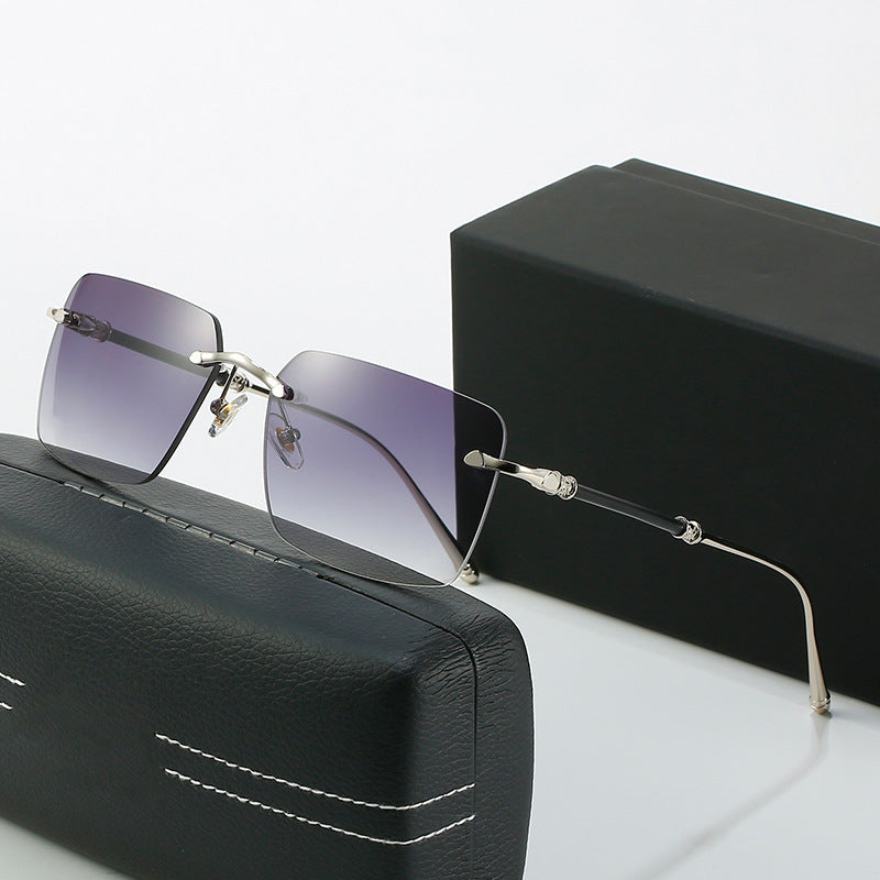 Women's fashionable sunglasses with square frame and luxurious accents Kalsten