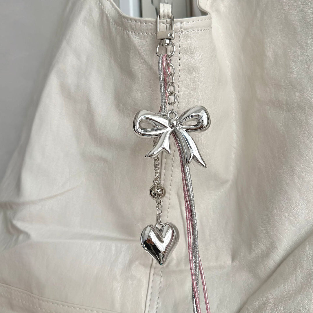 Elegant Bow and Heart Charm Keychain Kalsten