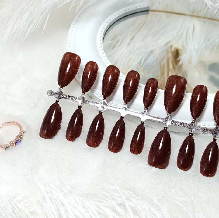 Artificial nails with shimmering shine Kalsten