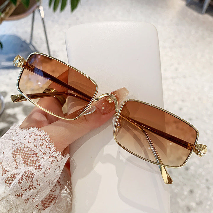 Ladies elegant square sunglasses with luxurious metal frame and UV protection Kalsten