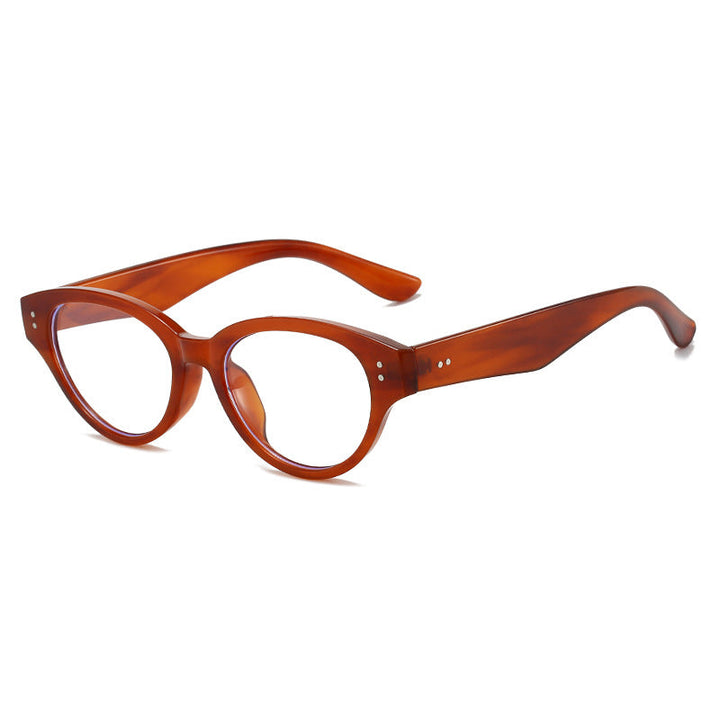 Women Cat-Eye Sunglasses with retro-inspired frame structure Kalsten