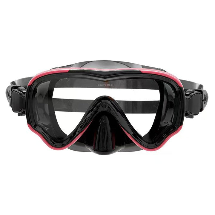 Diving mask with curved field of view and flexible silicone frame Kalsten
