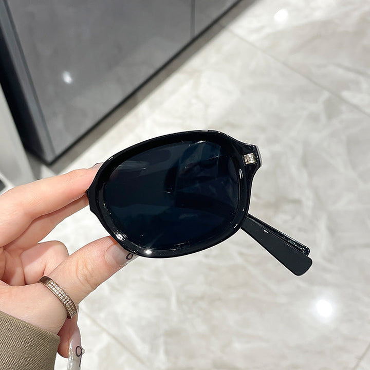Ladies Fashion Sunglasses in Retro Style Kalsten
