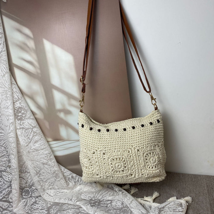 Fashionable crossbody bag with embroidery Kalsten