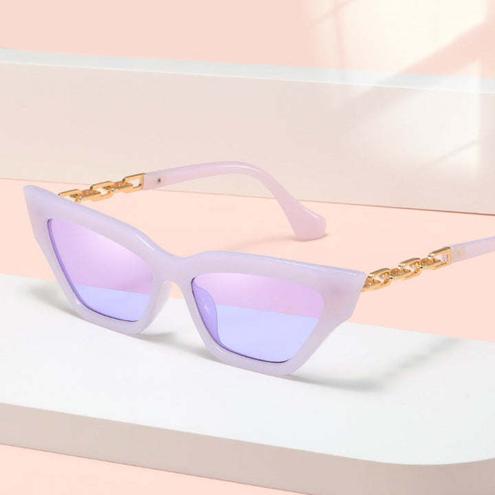 Women edgy cat-eye sunglasses with golden details Kalsten