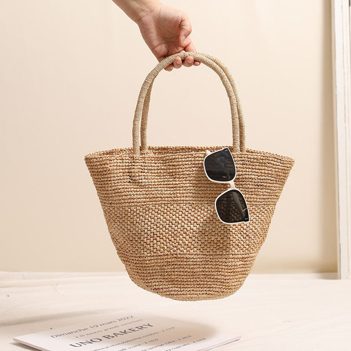 Handmade wicker tote bag with sturdy handles Kalsten