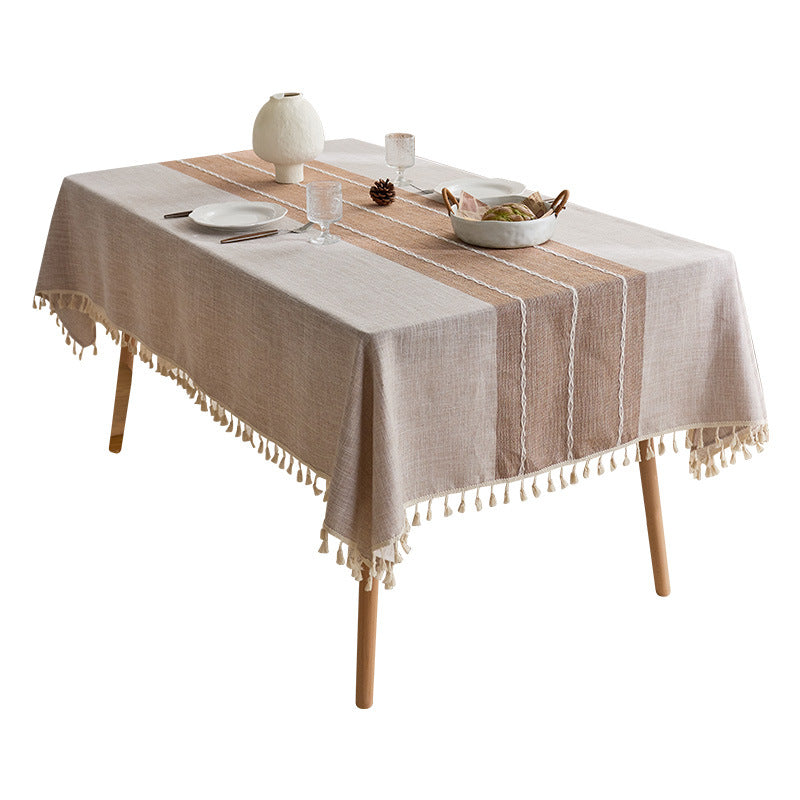 Elegant Dining Table Linen