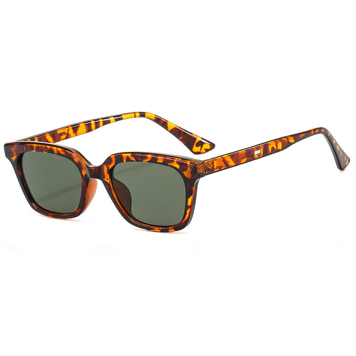 Ladies trendy sunglasses with wide, square frame Kalsten