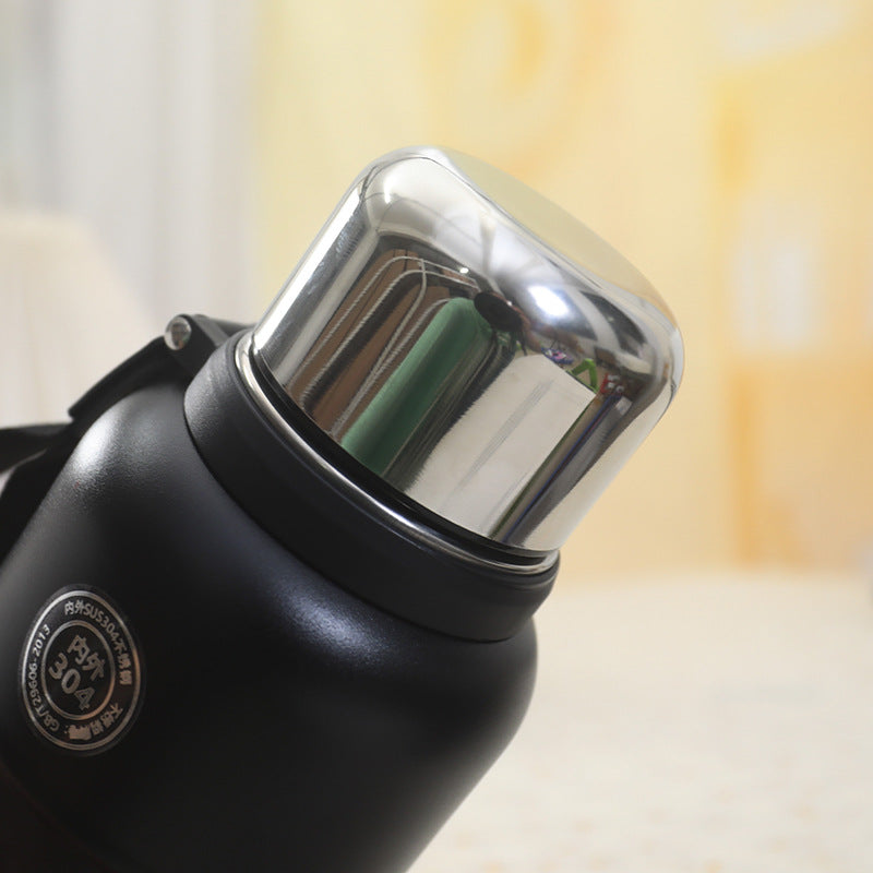 Ladies insulated bottle with removable tea strainer Kalsten