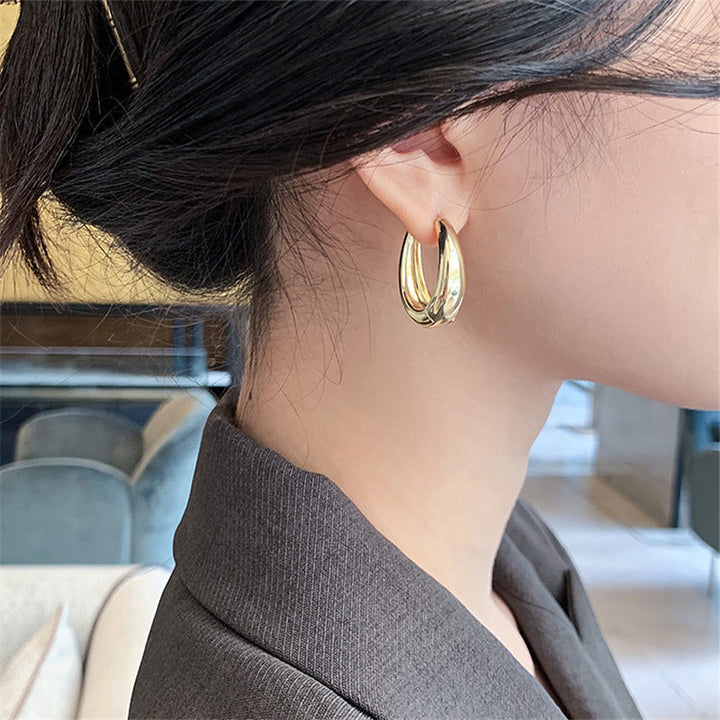 Modern Hoop Earrings with Geometric Design Kalsten
