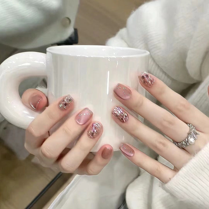 Elegant Foil and Floral Press-On Nail Set Kalsten