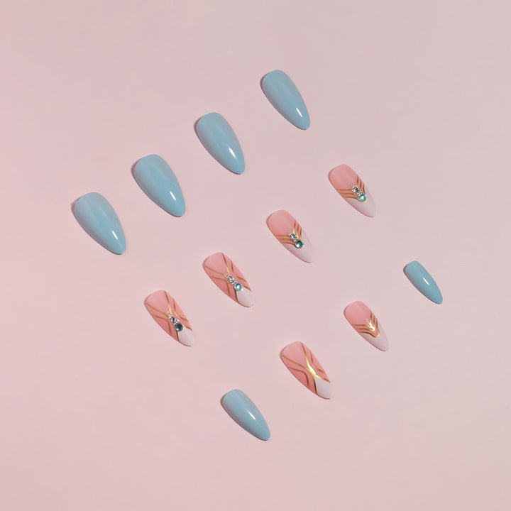 Artistic Press-On Nail Set with Elegant Detailing Kalsten