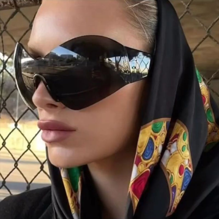 Women's visor-style sunglasses with innovative protection design Kalsten