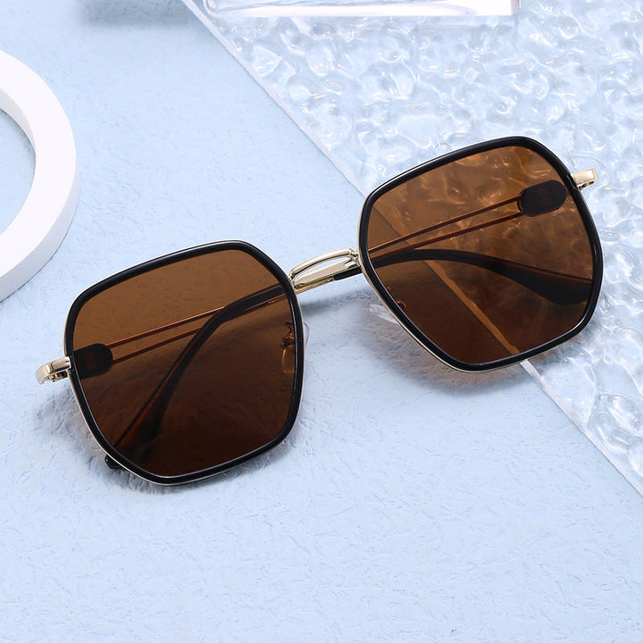 Women's Fashion Sunglasses with Square Design and Stylish Frame Kalsten