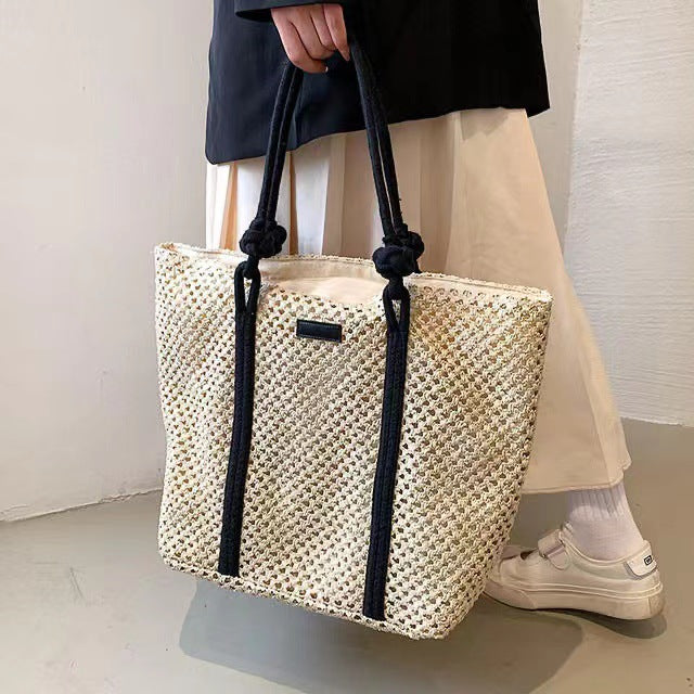 Large Shoulder Bag Made of Sustainable Material Kalsten