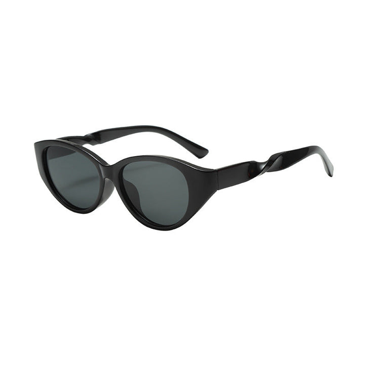 Women Vintage-inspired Sunglasses with Textured Frame Kalsten