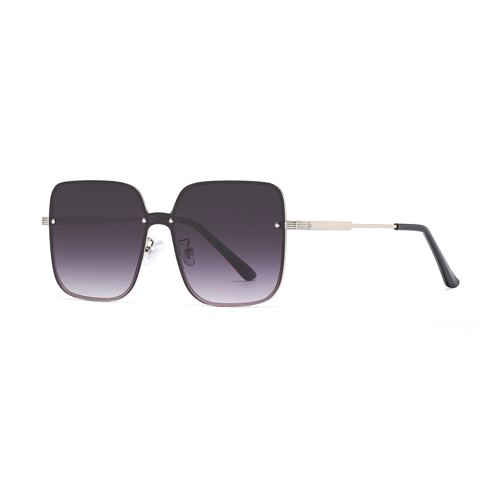 Women's sunglasses in an eccentric square design with a high-quality metal frame Kalsten