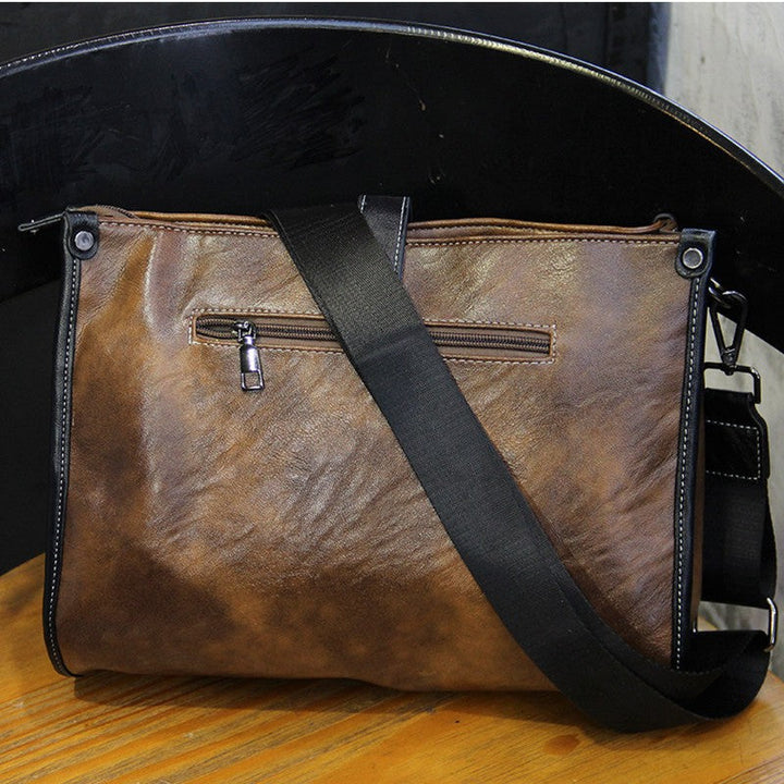 Stylish shoulder bag with textured leather Kalsten