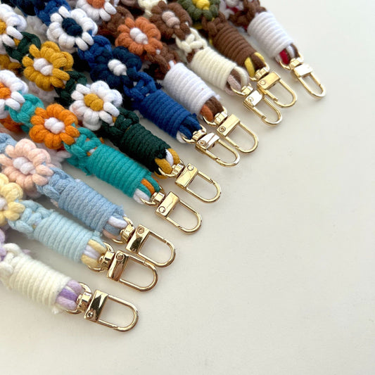 Floral Macrame Keychain Holder Acalora 1788942629
