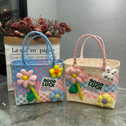 Charming and playful handbag Acalora
