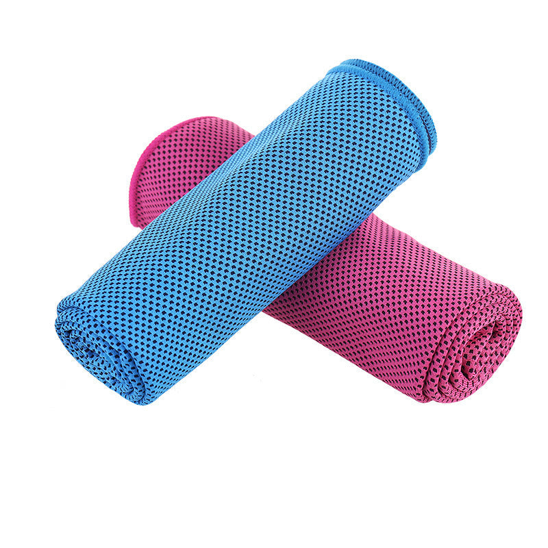 Women Portable Silicone Case with Integrated Cleaning Cloth Kalsten