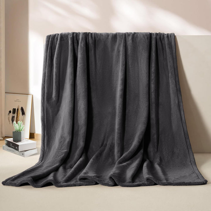Cozy Plush Throw Blanket Kalsten