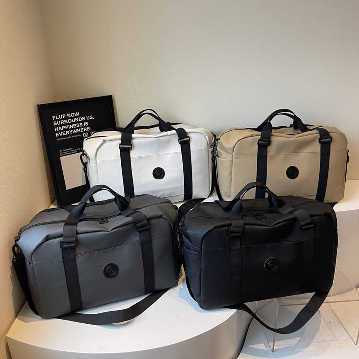 Multifunctional Travel Bag With Durable Outer Material And Practical Interior Kalsten