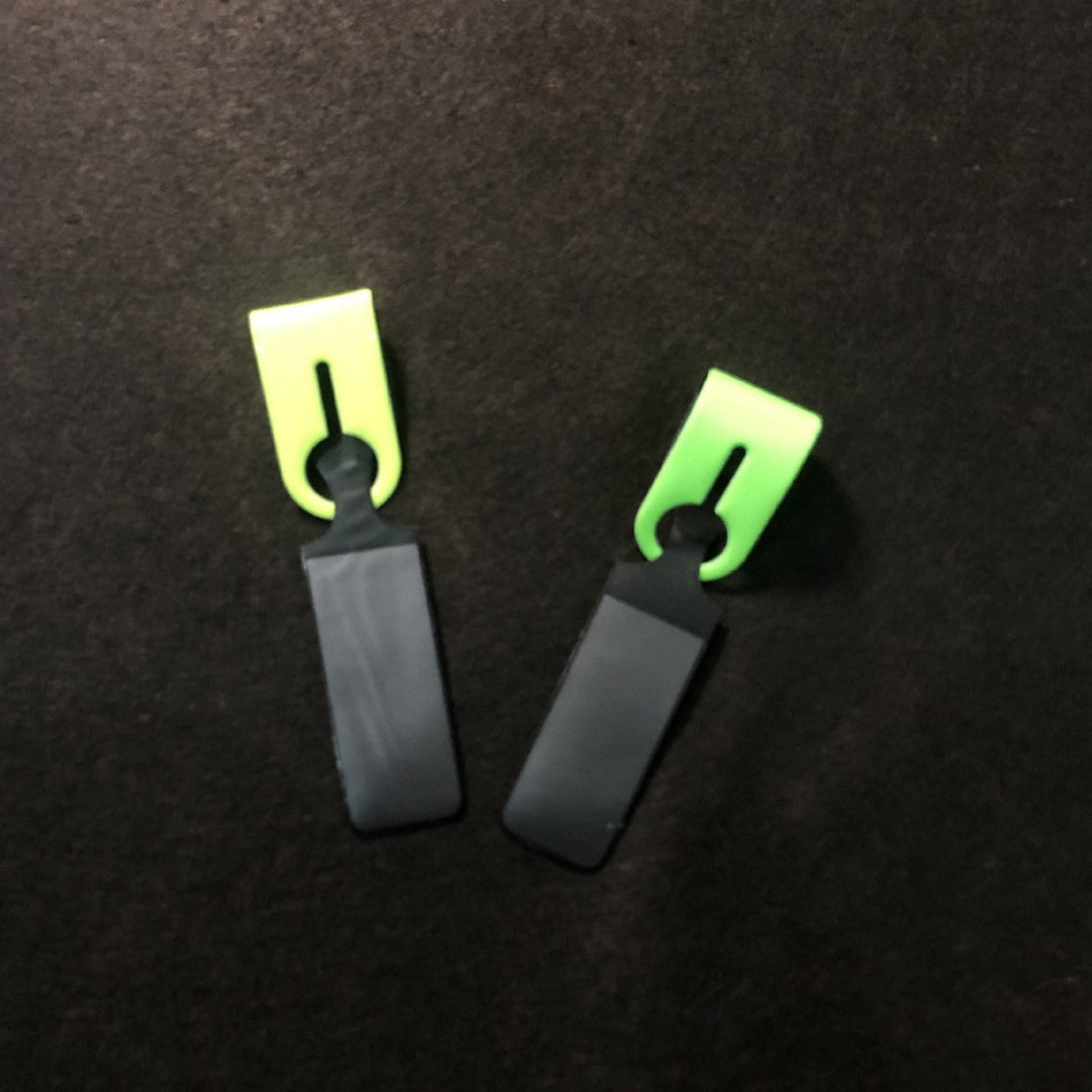 silicone airplane luggage tag with keyring clip and reflective travel ID strap Kalsten