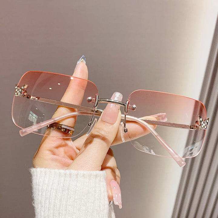 Women's fashion sunglasses with unique frame and luxurious accents Kalsten