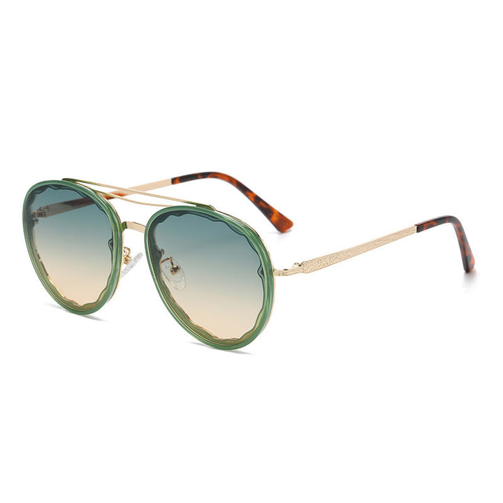 Women's modern styled sunglasses in elegant oversize style Kalsten