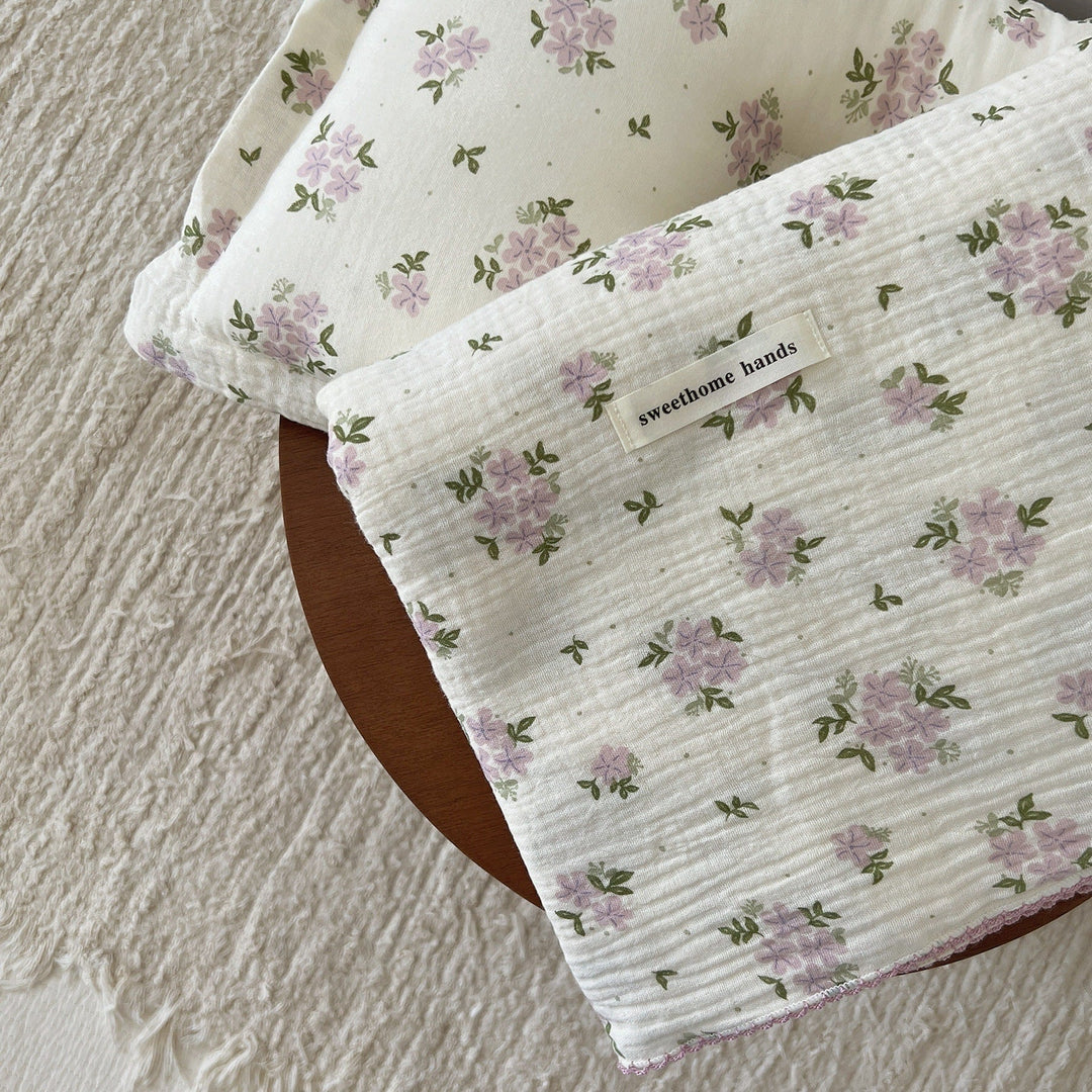 Women's Cozy Blanket with Floral Design Kalsten