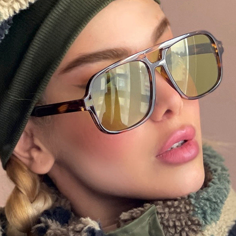 Women's modern square sunglasses with stylish transparent frame Kalsten