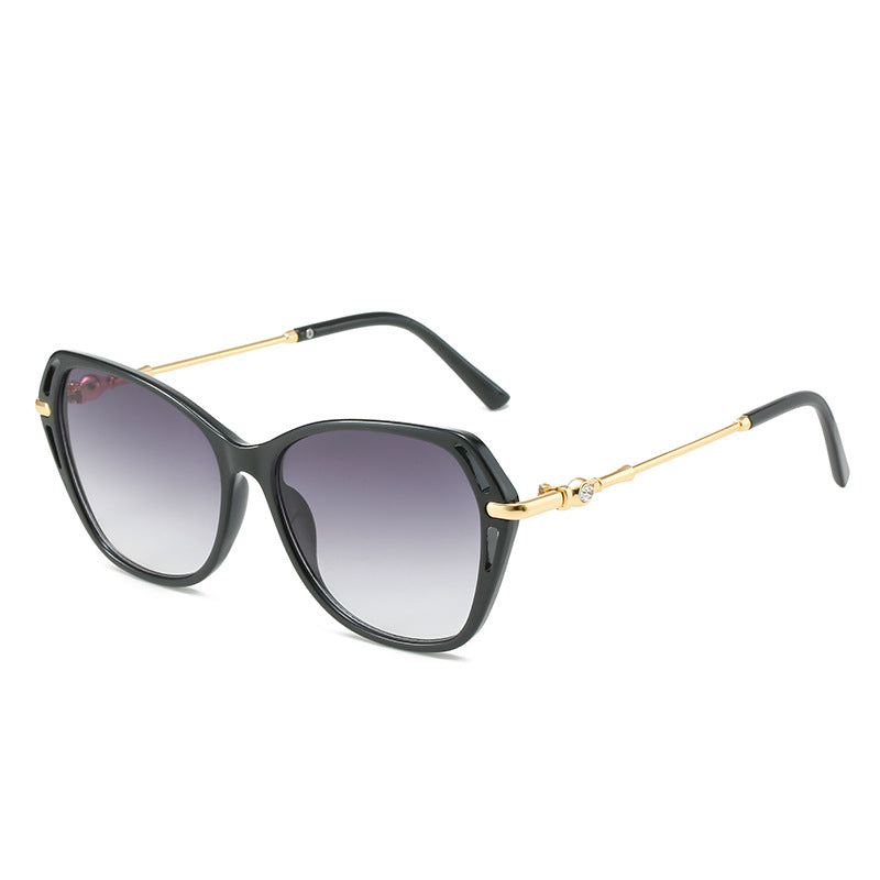 Women's fashionable Cat-Eye sunglasses with elegant metal frame Kalsten