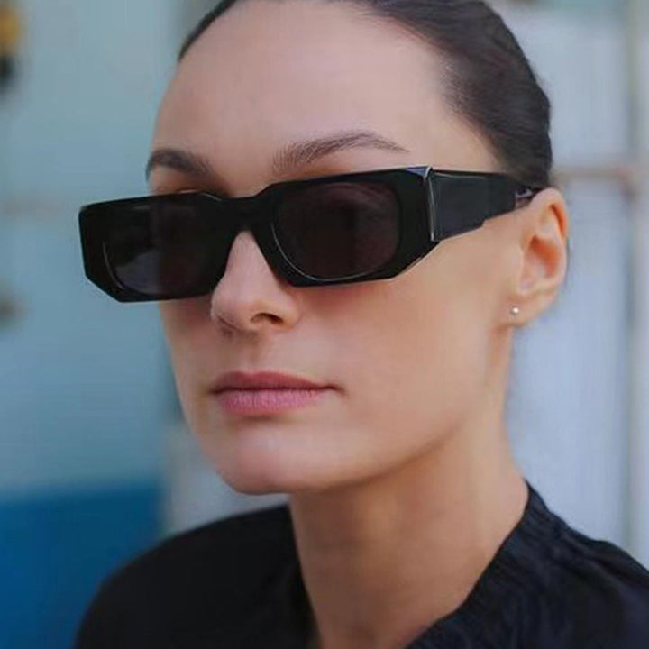 Ladies oversized sunglasses with geometric frame and UV protection Kalsten