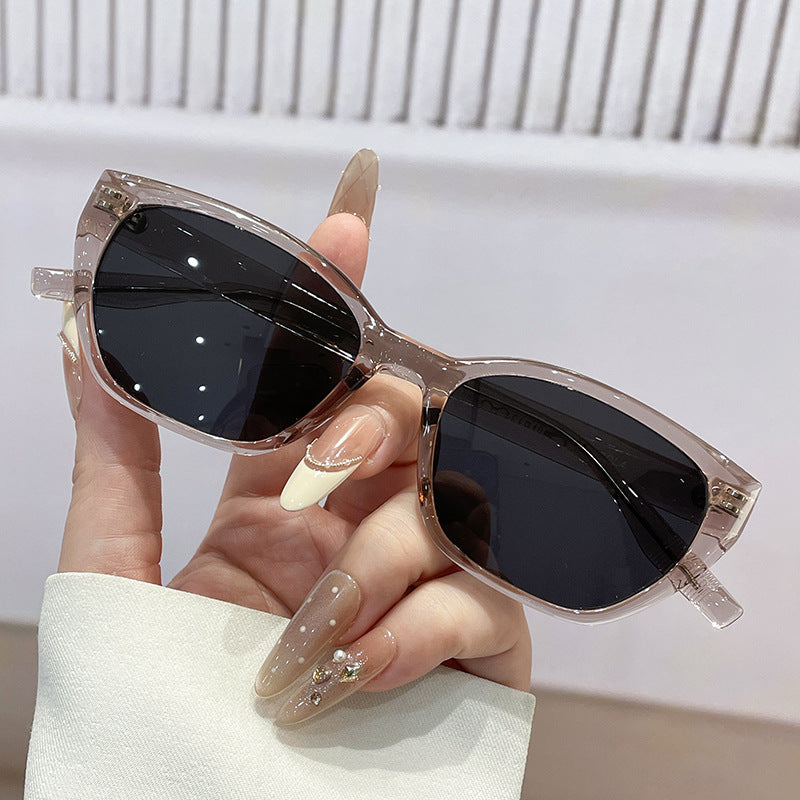 Women's fashionable sunglasses in elegant design with sturdy frame Kalsten