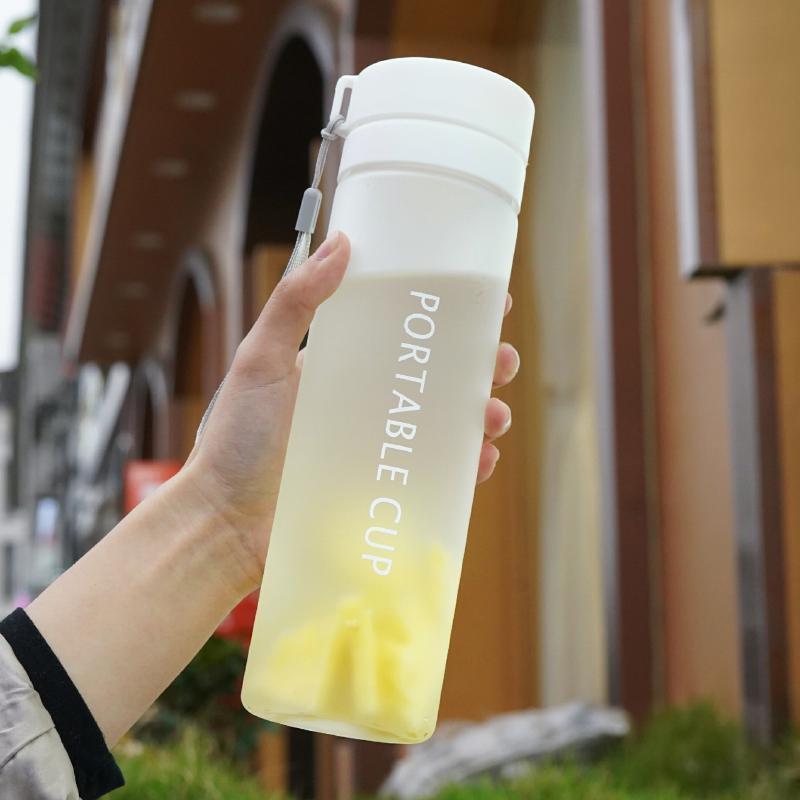 Women's water bottle with innovative lid Kalsten