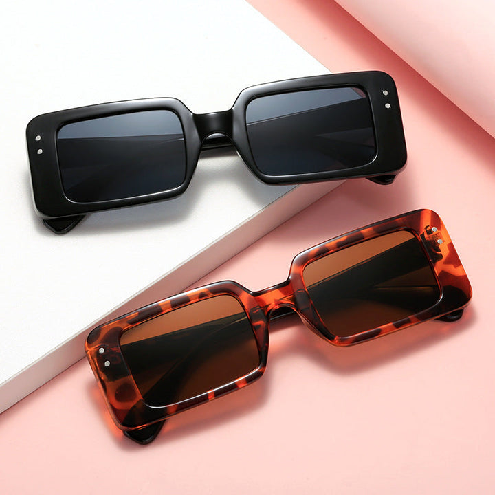 Women's fashionable square sunglasses with modern design and UV protection Kalsten