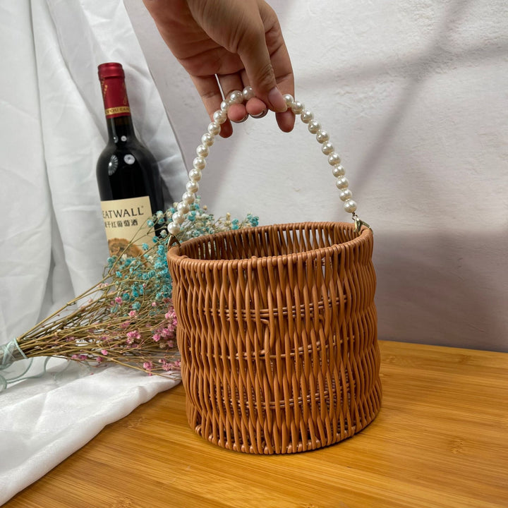 Women's stylish rattan container with pearl handle Kalsten