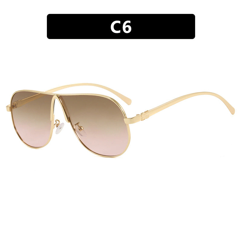 Women oversized sunglasses with modern design Kalsten