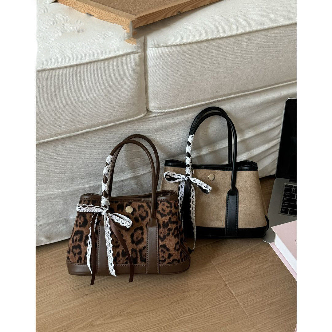 Chic Structured Handheld Tote Kalsten