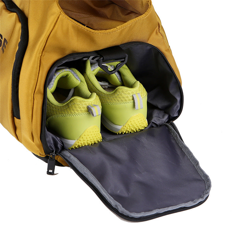Men's Multifunctional Sports Bag with Adjustable Shoulder Strap Kalsten