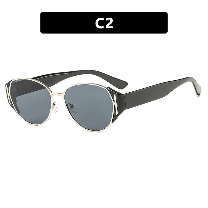 Women's retro-inspired sunglasses with elegant frame Kalsten