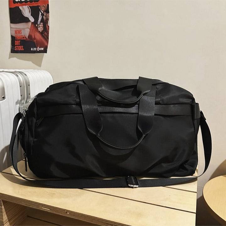 Multifunctional Travel Bag with Ergonomic Carrying Handle Kalsten