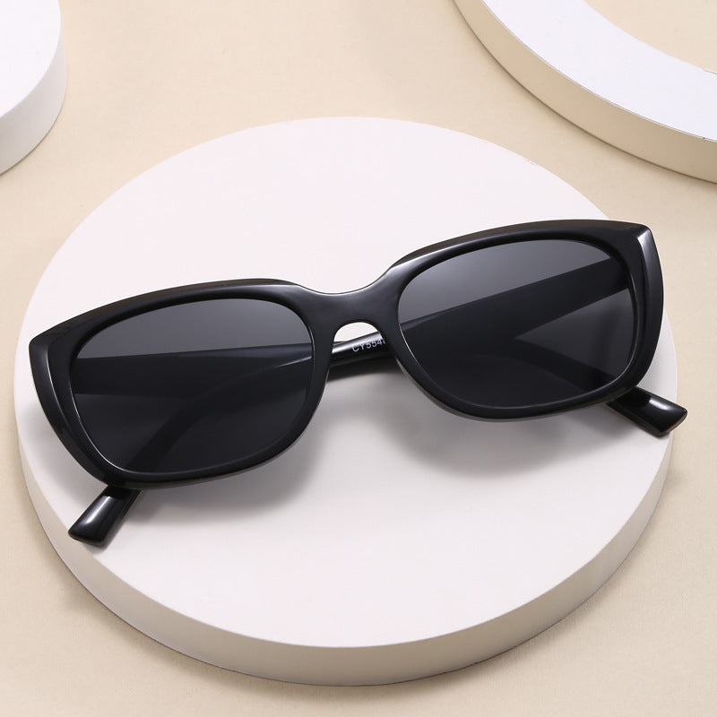 Women's trendy Cat-Eye sunglasses in minimalist design Kalsten