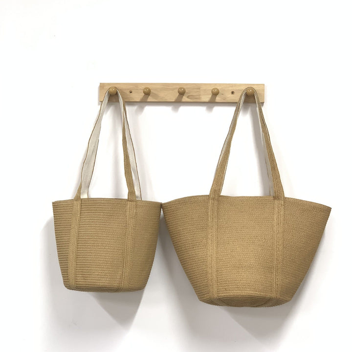 Spacious shopping bag with structured design Kalsten