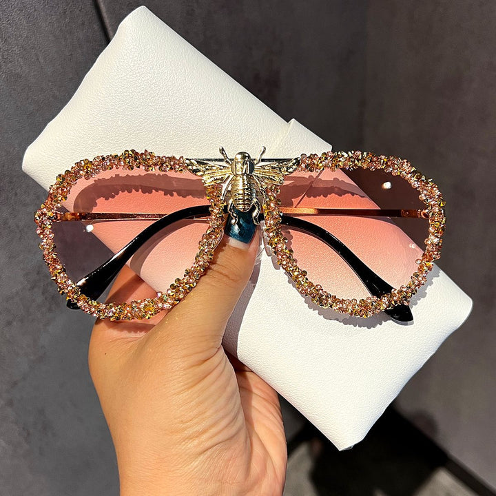 Women Glamorous Oversized Sunglasses with Unique Decorative Frame Kalsten